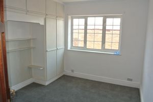 Bedroom- click for photo gallery